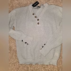 Noracora Gray Sweater with Buttons XXL NWT